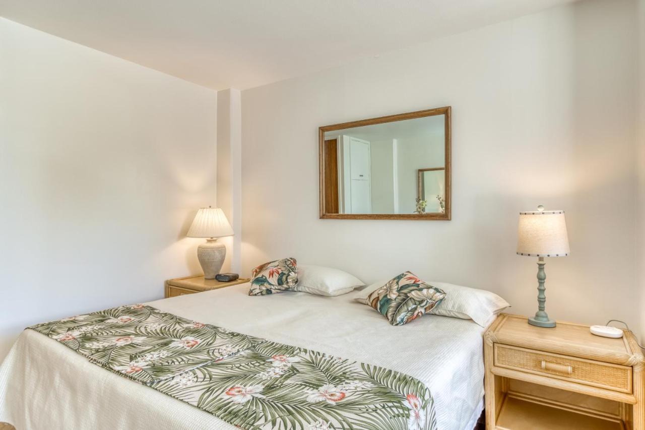 Ilikai 883 Hotel Honolulu Bagian luar foto